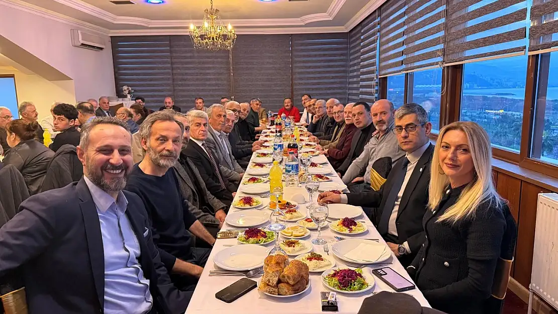 İYİ Parti Trabzon iftar organizasyonunda buluştu