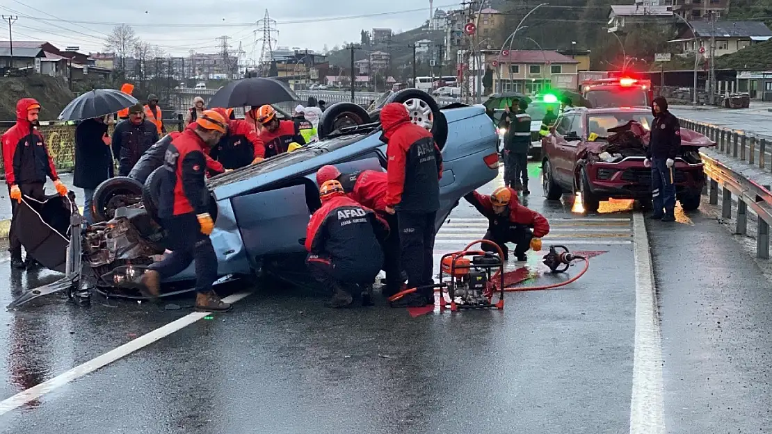 Rize'de otomobil ile cip çarpıştı: 1 ölü