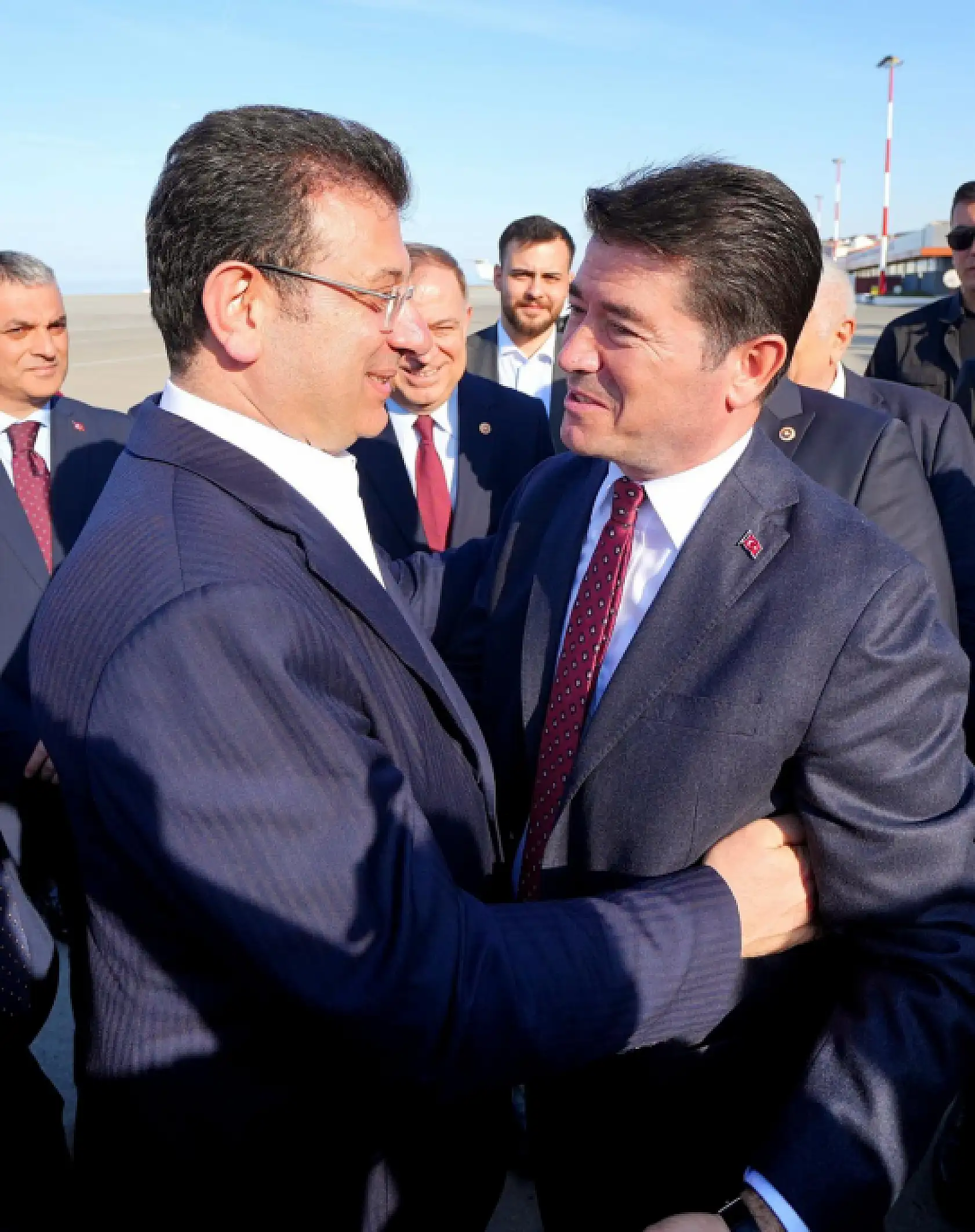 Trabzon CHP'den Ekrem İmamoğlu'na destek paylaşımları