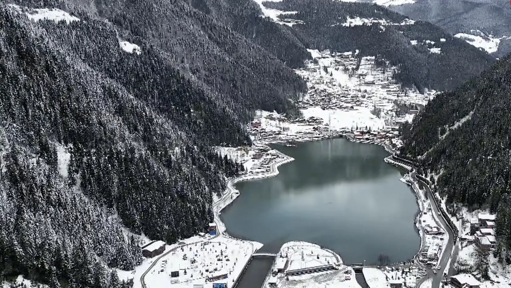 Uzungöl'de nisan karı güzelliği