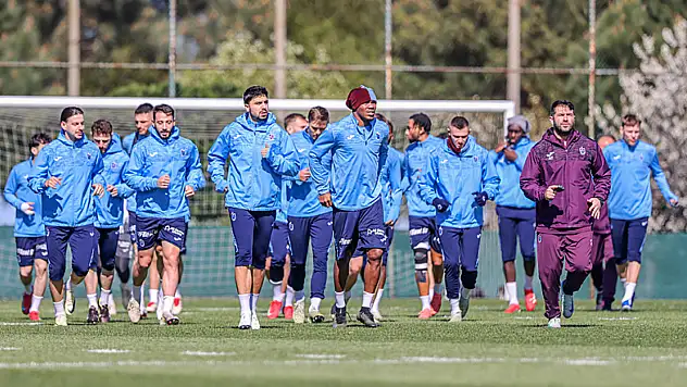 Trabzonspor Rize maçına çubuklu forma ile çıkacak