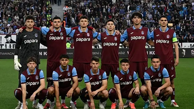 Trabzonspor U19, Fenerbahçe Deplasmanında! İlk 11 Belli Oldu