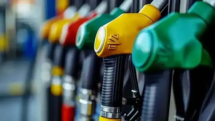 Benzin zammı iptal edildi: Fiyatlar değişmedi