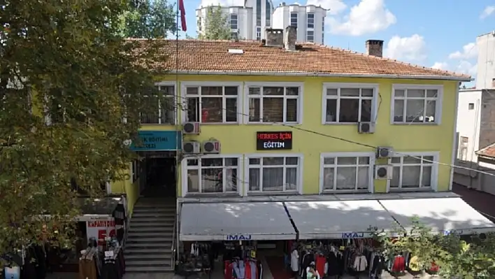 Çarşamba Halk Eğitim'den binlerce kişiye yeni meslek kapısı!