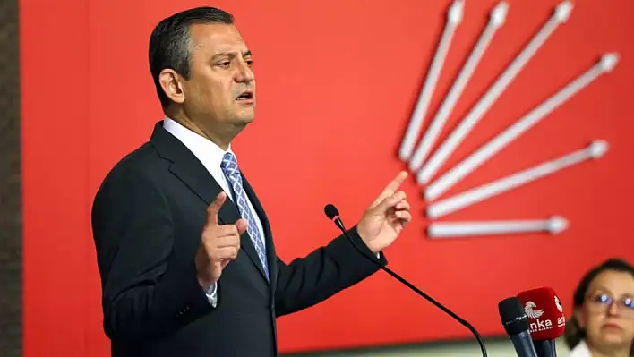 CHP Genel Başkanı Özgür Özel, Ekrem İmamoğlu'na 14 milyon 850 bin oy çıktığını açıkladı!