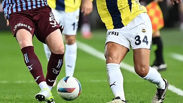Fenerbahçe Trabzonspor ilk 11'ler belli oldu, Maç 19.00'da başlayacak