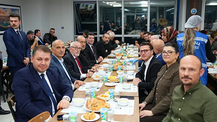 Ortahisar Belediye Başkanı basın mensuplarını Kent Mutfağı'nda ağırladı