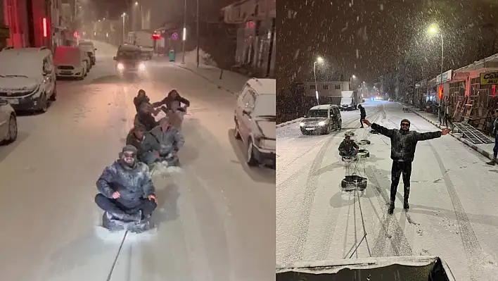 Pikabın arkasına bağladıkları lastiklerle kar üstünde tüm ilçeyi turladılar