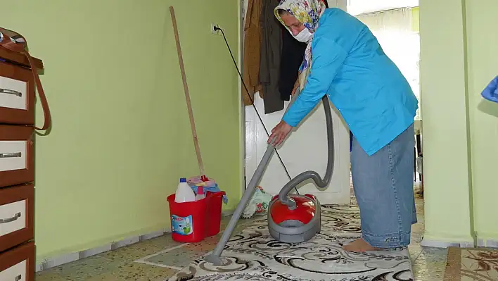 Trabzon Büyükşehir Belediyesi'nden örnek hizmet: Evde temizlik desteği