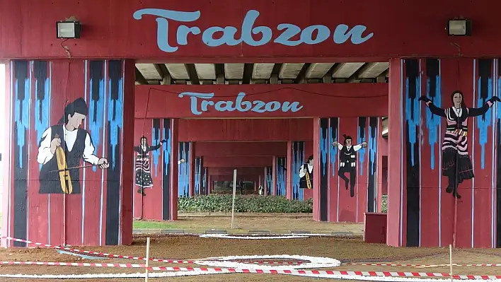 Trabzon'da viyadükler rengarenk