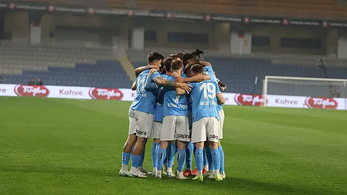 Trabzonspor 300 günlük deplasman galibiyeti hasretini sona erdirdi