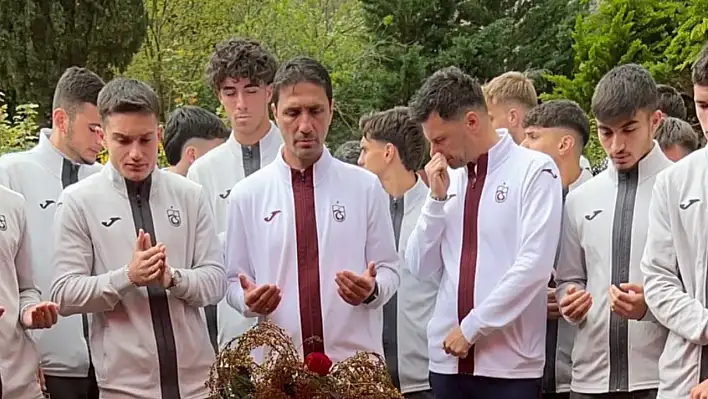 Trabzonspor U19 Takımı'ndan Volkan Konak'ın mezarına ziyaret